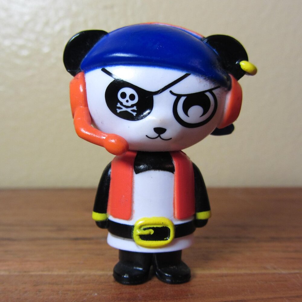 5 for $15 - Ryan’s World Mini figure Pirate Panda orange (W5316)